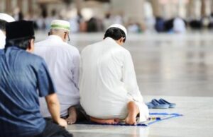 Bagaimana Hukum Bermakmum kepada Orang Yang Berfaham Wahabi?