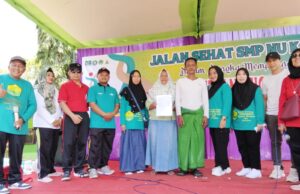 Caswono, Penjual Bakso Beruntung Dapat Hadiah Umroh Jalan Sehat HSN MWCNU Kajen