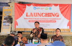 Launching Toko Oleh-Oleh Khas Paninggaran, Upaya Mahasiswa ITSNU Pekalongan Dorong UMKM Lokal