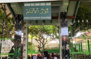 Potret Kranji: Ngaji, Njait, dan Bal-Balan