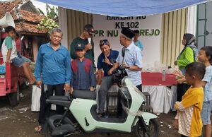 Peringati Harlah NU, PRNU Sidorejo Tirto Gelar Jalan Sehat
