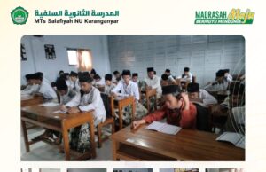 Ramadhan Berkarakter: Guru dan Siswa MTs Salafiyah NU Karanganyar Gelar Tadarus dan Kajian Kitab Kuning