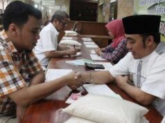 Bagaimana Hukum Membayar Zakat Fitrah Menggunakan Uang?