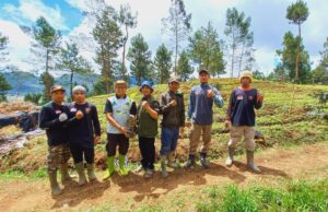 Penanaman 10.000 Pohon di Desa Gumelem Petungkriyono, Langkah Awal Jaga Kelestarian Alam
