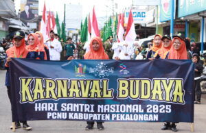 Semarak Kreativitas Santri, Karnaval Budaya Menjadi Puncak Peringatan Hari Santri di Kabupaten Pekalongan