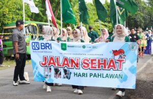 Ribuan Warga Antusias Meriahkan Jalan Sehat Hari Pahlawan 2025 Bersama PC GP Ansor Kabupaten Pekalongan