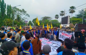 Gelar Aksi Panggung Rakyat, PC PMII Pekalongan Desak Pemerintah Evaluasi Kebijakan Pusat dan Daerah