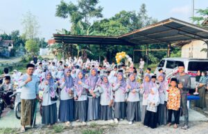 Peringati Tahun Baru Islam 1448 H, TPQ Darussalam Watusalam Gelar Pawai Sepeda Hias