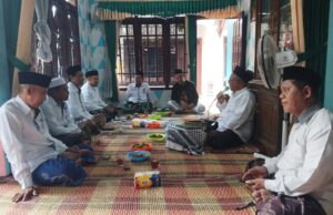 Idaroh Ghusniyyah Jatman Kedungwuni Kaji Kitab Tanwirul Qulub