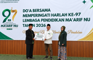 NU Care-LAZISNU PCNU Kabupaten Pekalongan Salurkan Beasiswa Rp24,7 Juta untuk Murid LP Ma’arif NU
